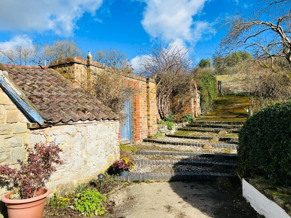Pentre Cerrig Country House Llanferres Exterior photo